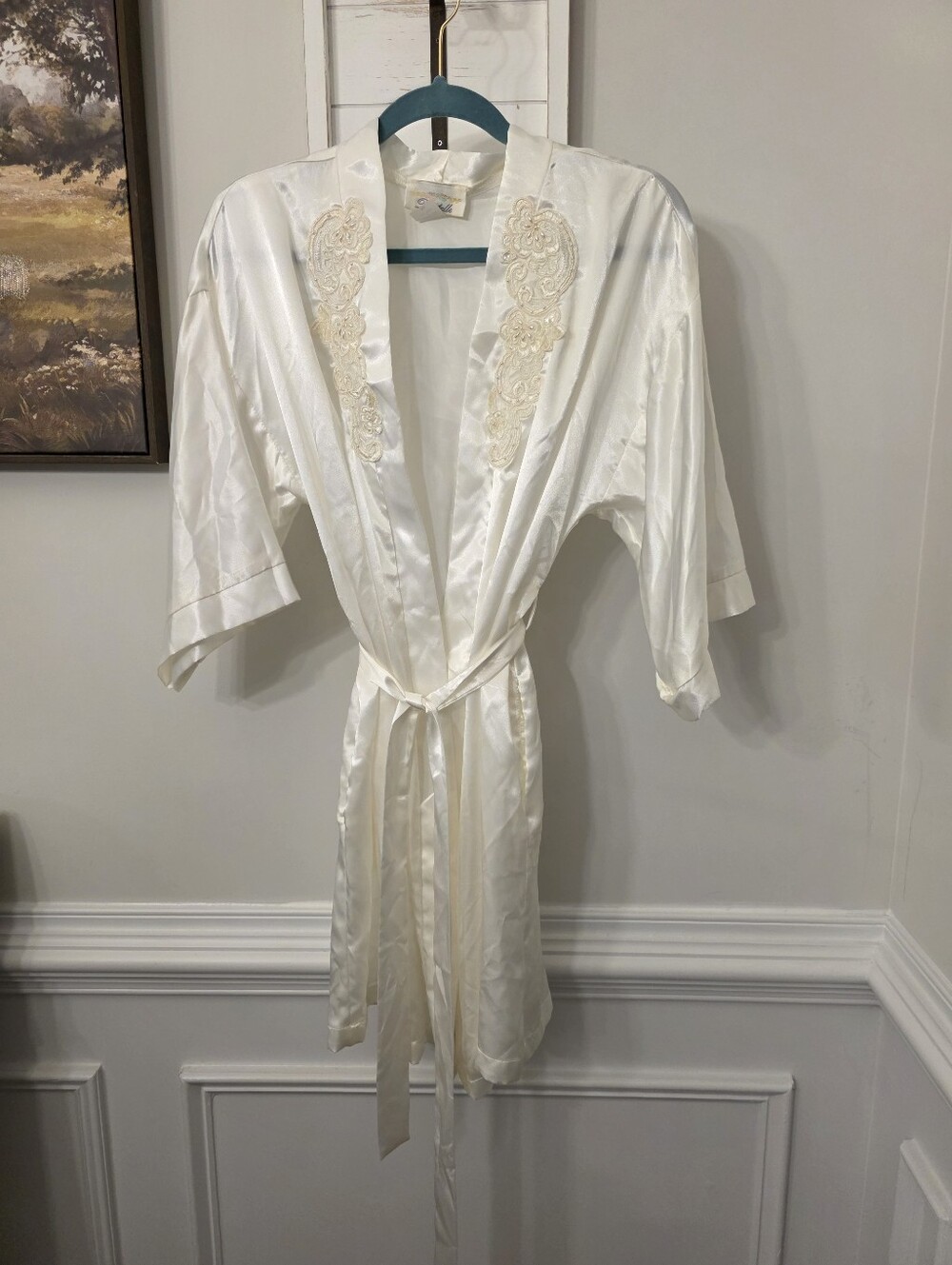 Vintage Dentelle White Satin Bridal Robe Medium